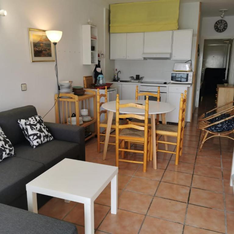 Apartamento en zona privilegiada con encanto AV-43 - One-Bedroom Apartment - 7