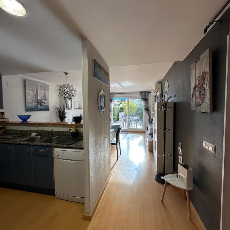 Bonito apartamento con gran terraza y piscina comunitaria AV-08 - Two-Room Apartment - 20