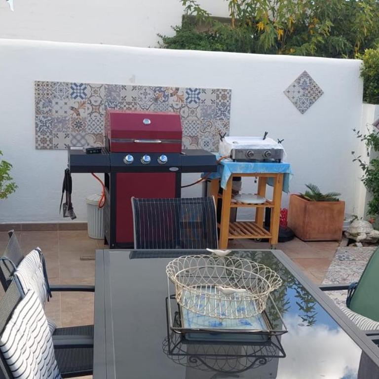 Bonito apartamento con gran terraza y piscina comunitaria AV-08 - Two-Room Apartment - 29