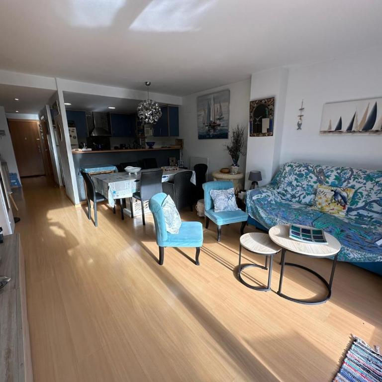 Bonito apartamento con gran terraza y piscina comunitaria AV-08 - Two-Room Apartment - 32
