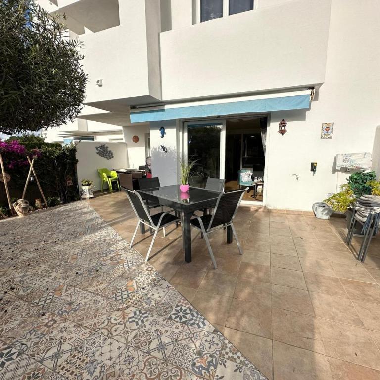 Bonito apartamento con gran terraza y piscina comunitaria AV-08 - Two-Room Apartment - 35