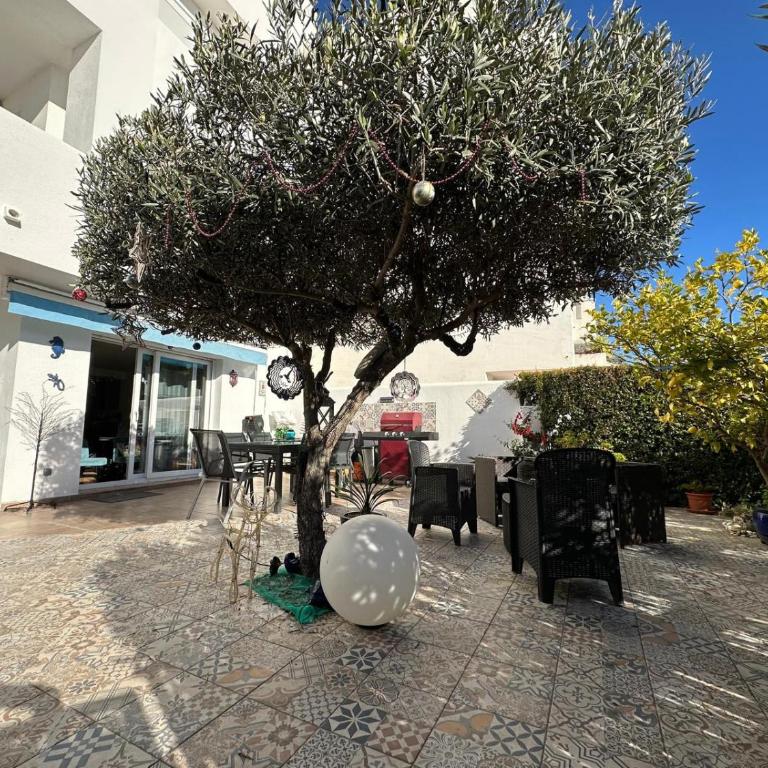 Bonito apartamento con gran terraza y piscina comunitaria AV-08 - Two-Room Apartment - 46
