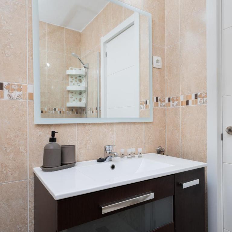 C38 MALAGA CENTRAL STATION - Relax & Comfort - Apartamento de 3 dormitorios con balcón - 13