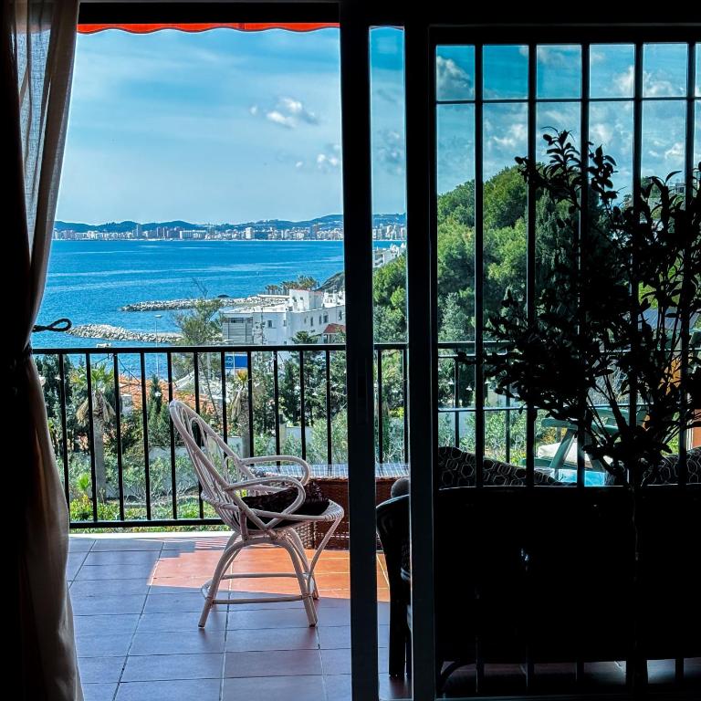 SUNNY HOUSE AT THE BEACH infinity pool shared - Casa de 4 dormitorios - 7