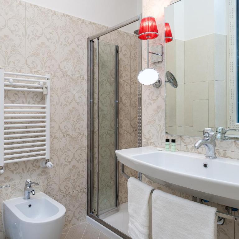 Prime Vatican Suites - Camera Queen Deluxe - 9