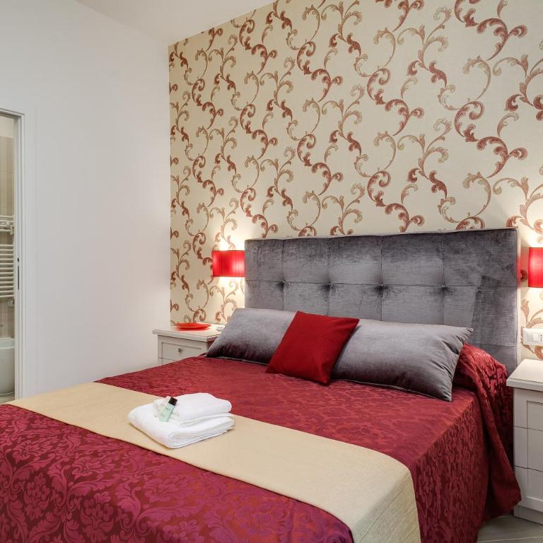 Prime Vatican Suites - Camera Queen Deluxe - 1