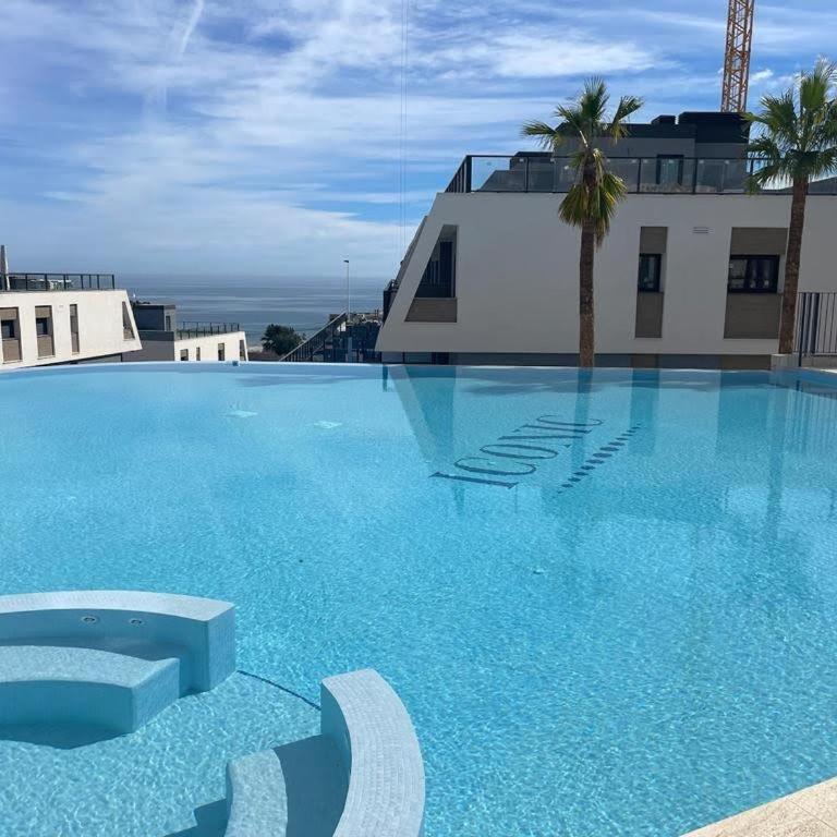 Gran Alcant Iconic Apartment Riki - Three-Bedroom Apartment - 1