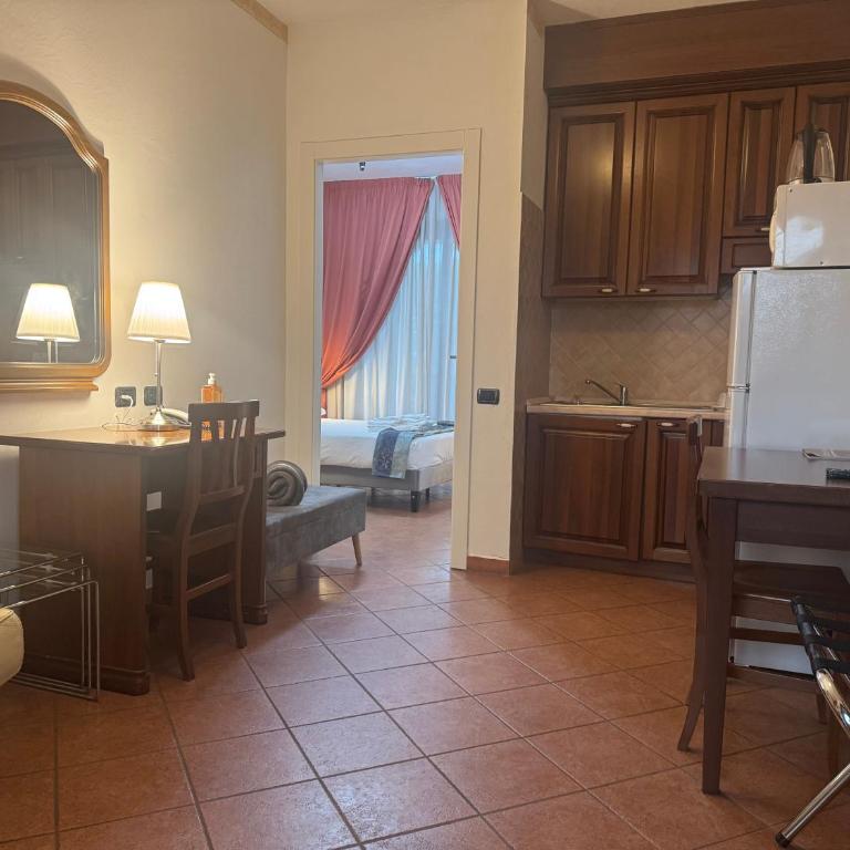 EURO HOUSE INN airport - Suite King con 1 Camera da Letto - 15