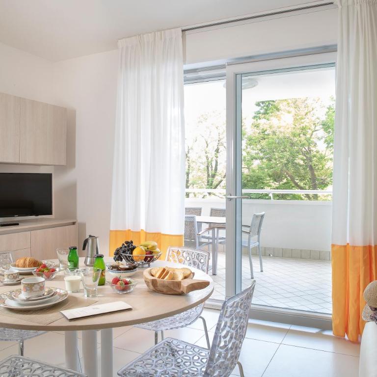 Residence Serenissima - Deluxe Two-Bedroom Apartment (7 Adults) - 2
