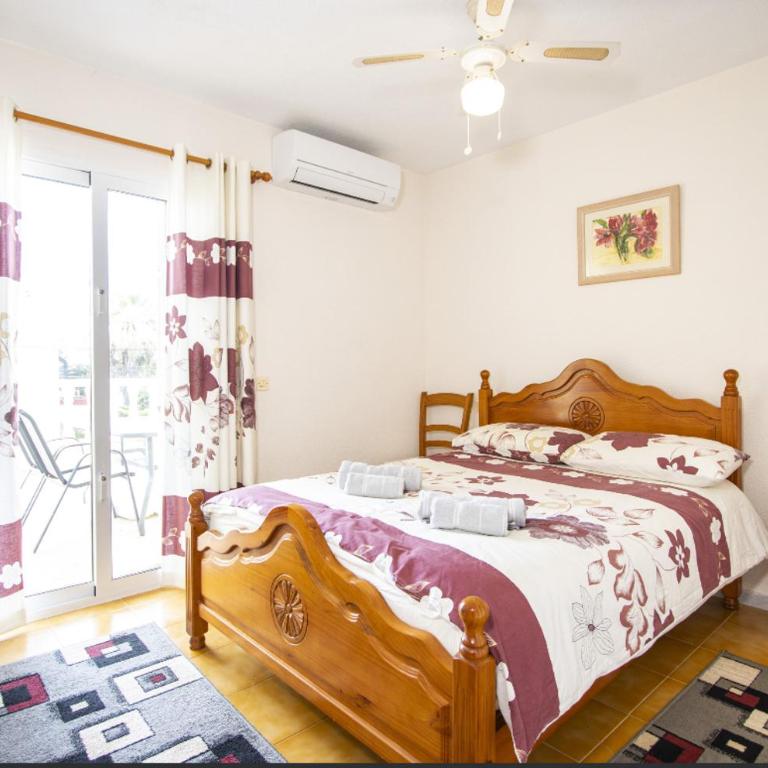 Casa Vera - Three-Bedroom House - 5