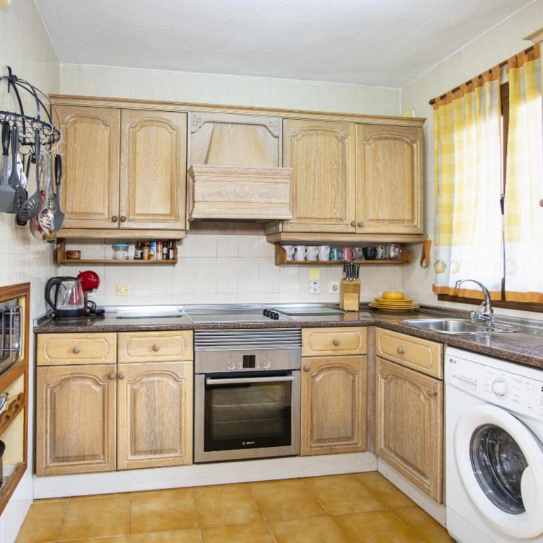 Casa Vera - Three-Bedroom House - 8