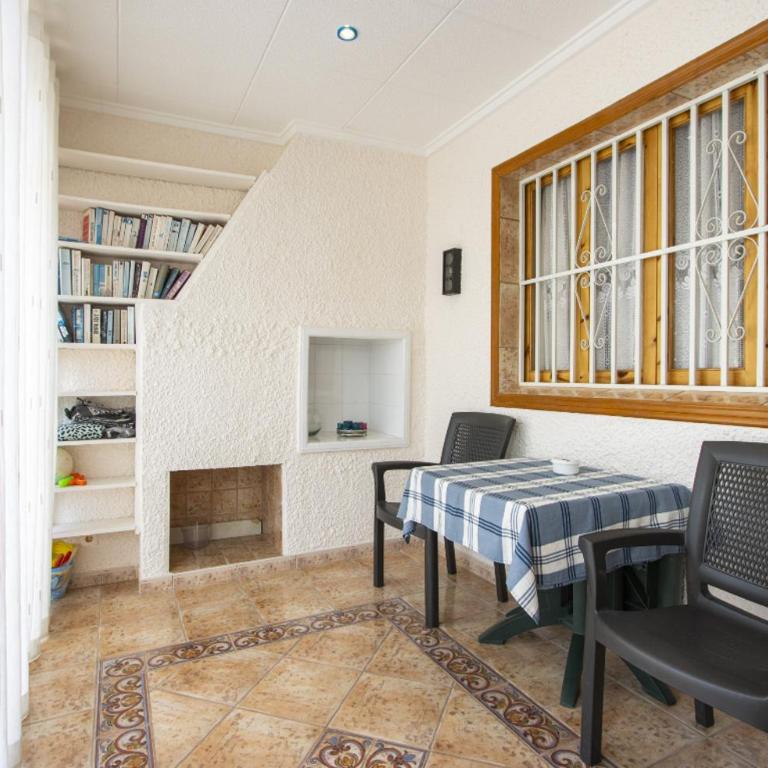 Casa Vera - Three-Bedroom House - 15