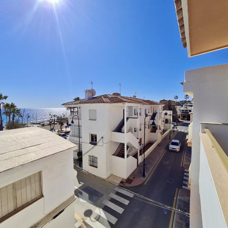 Ref 233 - Three-Bedroom Apartment - Oceanfront - 15