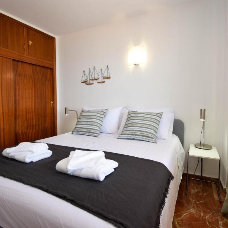 Ref 236 - Apartamento de 2 dormitorios - Frente al océano - 12