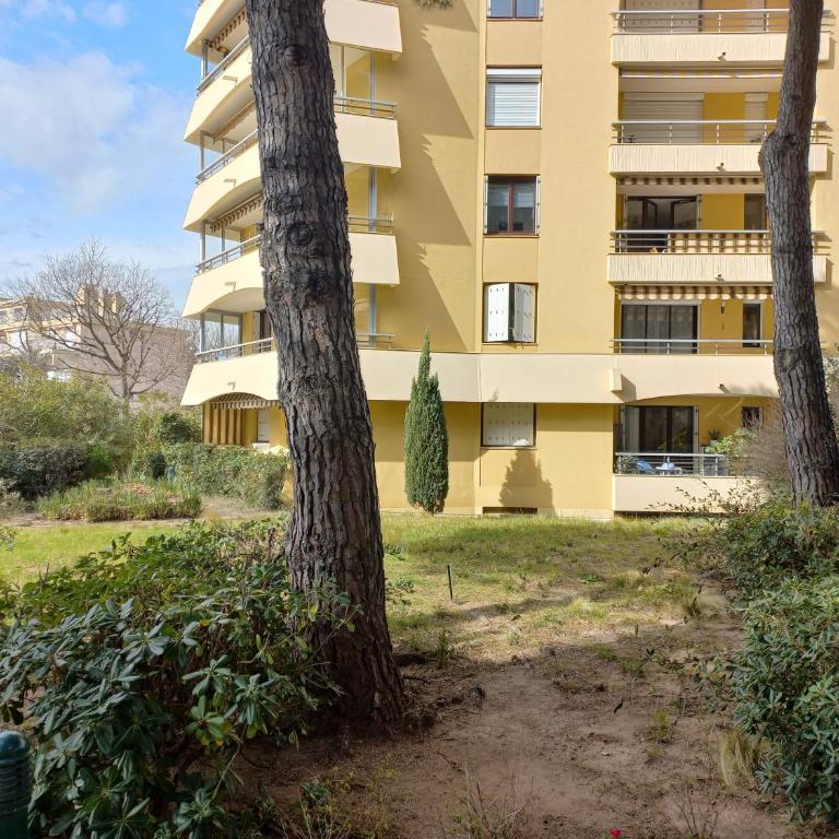 Frejus Plage, Appartement entier , piscine,parking,plage à 200m - Apartment mit 1 Schlafzimmer - 21
