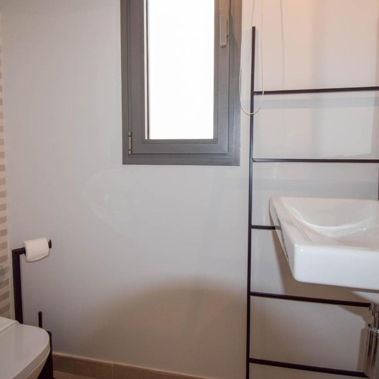Ref 272 Semiadosado de Lujo cerca de La Cala de Mijas - Casa Unifamiliar de 3 dormitorios - 30