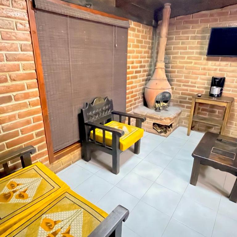 Relajante y Cálida con WIFI y free E Familiar - Two-Bedroom House - 16