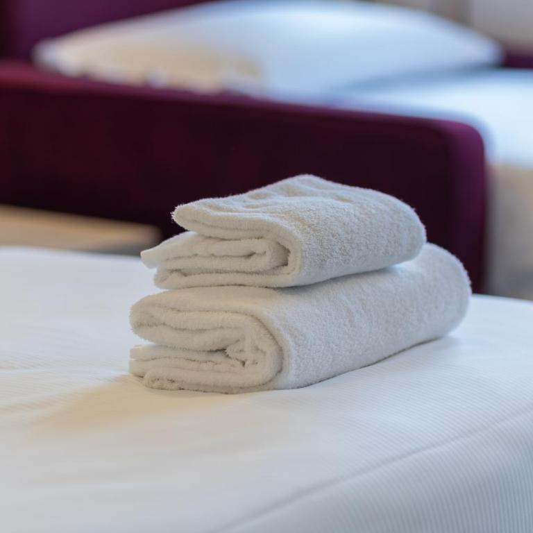 StraVagante Hostel & Rooms - Triple Room with Private Bathroom - 1