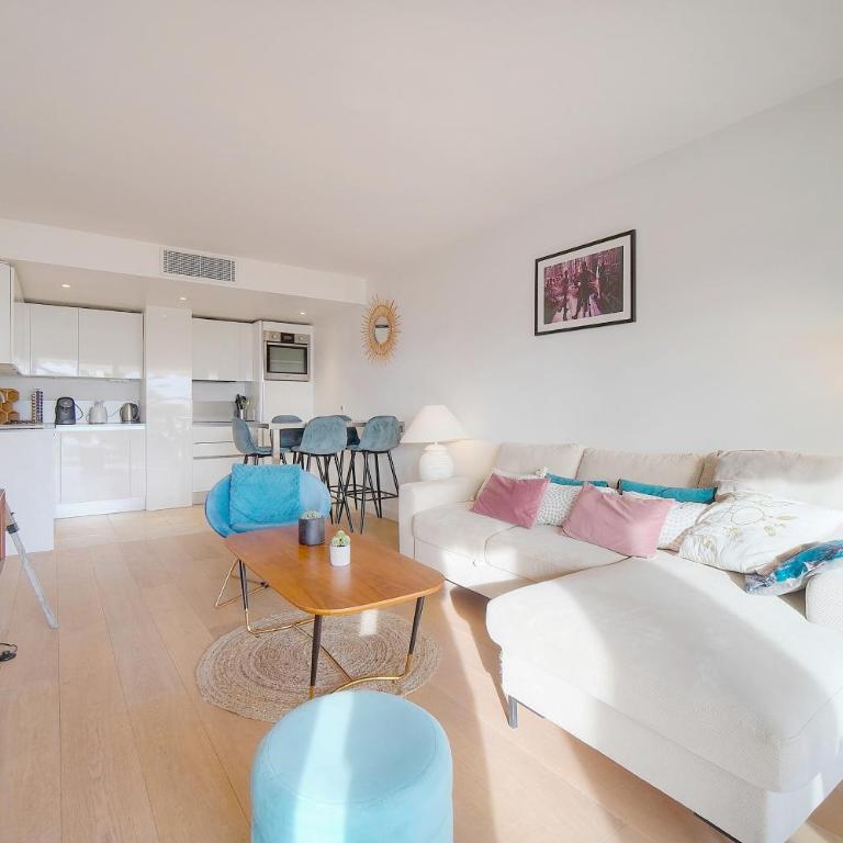Auré-Parking-Piscine-Terrasse-VCA - Apartment mit 1 Schlafzimmer - 17