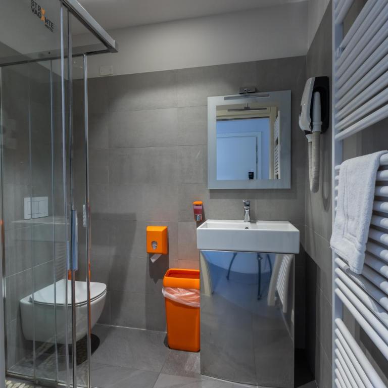 StraVagante Hostel & Rooms - Triple Room with Private Bathroom - 10