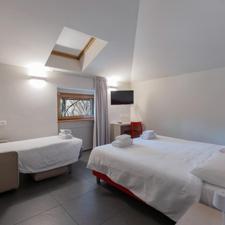 StraVagante Hostel & Rooms - Triple Room with Private Bathroom - 8