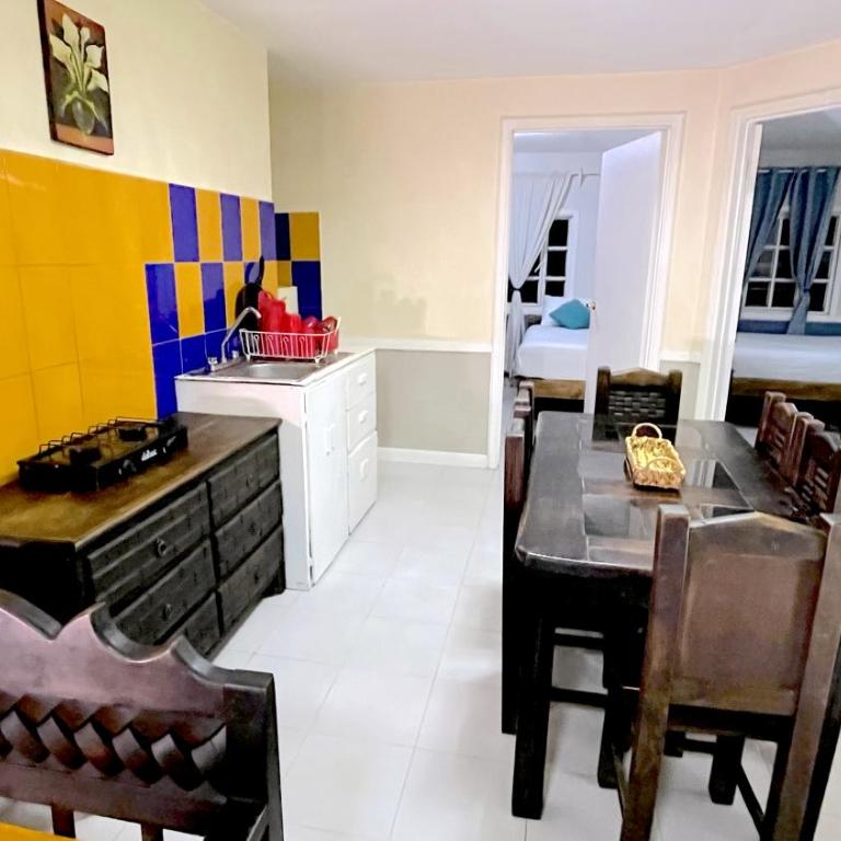 Relajante y Cálida con WIFI y free E Familiar - Two-Bedroom House - 25