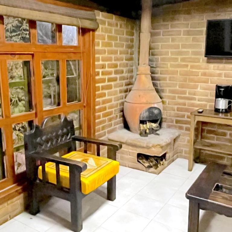 Relajante y Cálida con WIFI y free E Familiar - Two-Bedroom House - 17