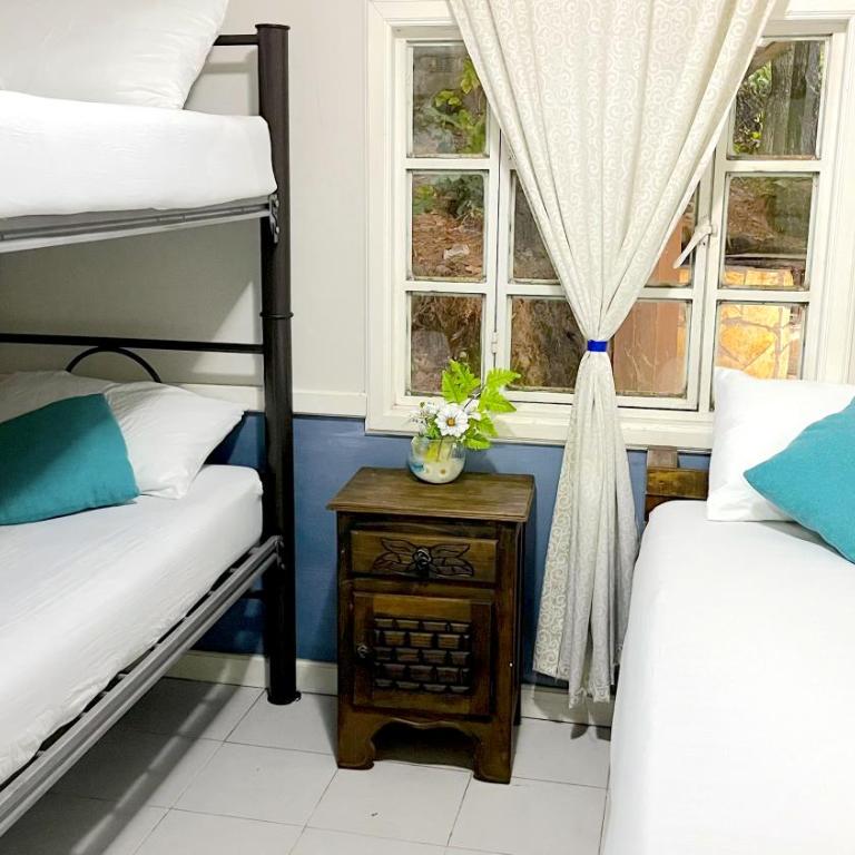 Relajante y Cálida con WIFI y free E Familiar - Two-Bedroom House - 19