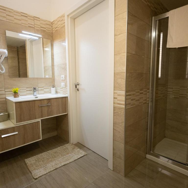 Un Girasole sul Mare - Rooms & Apartment - Appartamento con 3 Camere da Letto - 22