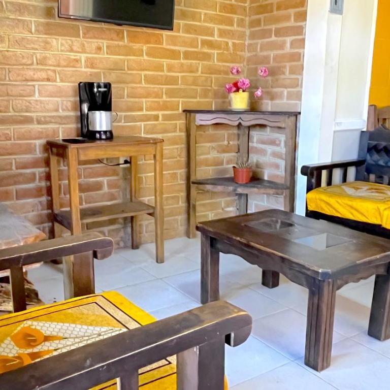 Relajante y Cálida con WIFI y free E Familiar - Two-Bedroom House - 18