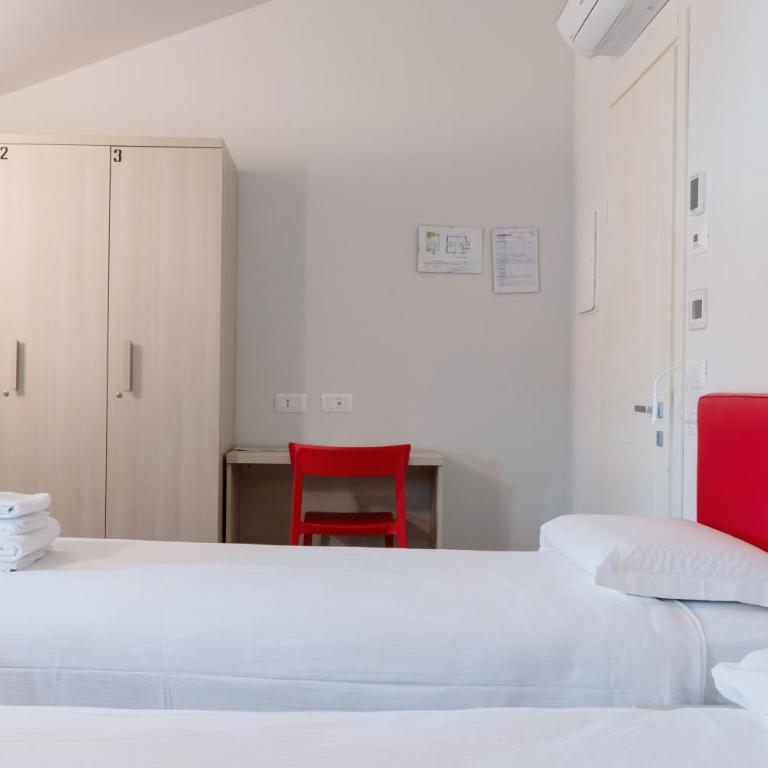 StraVagante Hostel & Rooms - Single Bed in Female Dormitory Room - 3