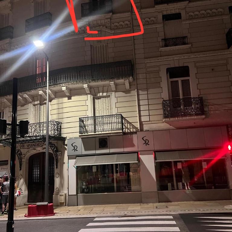 LE SPLENDID - Hypercentre - Proche Opéra & Parcs - Thermes - Appartement 1 Chambre - 94