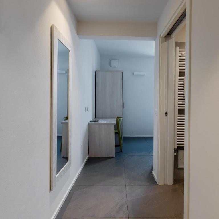 StraVagante Hostel & Rooms - Double or Twin Room with Private Bathroom - 11