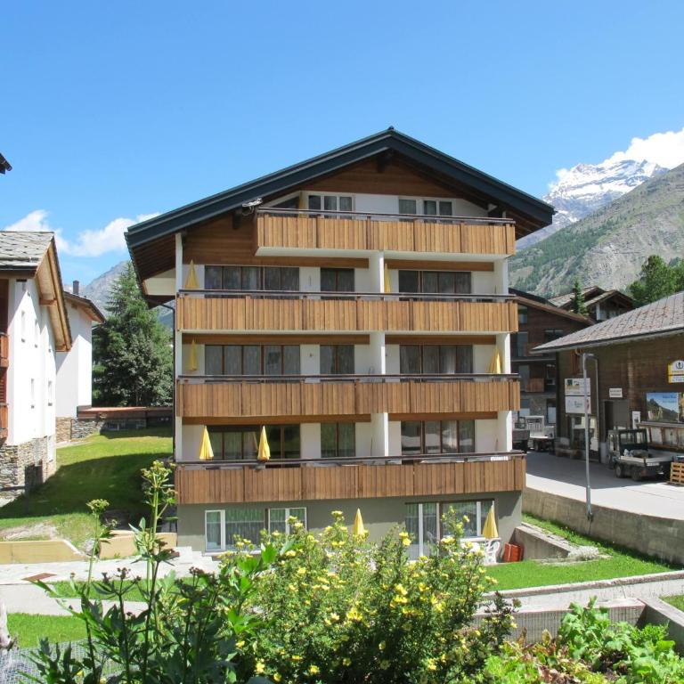 Appartementhaus Venetz SAAS105 ruhige Lage direkt an SKIBUSHALTESTELLE - Apartment - 1