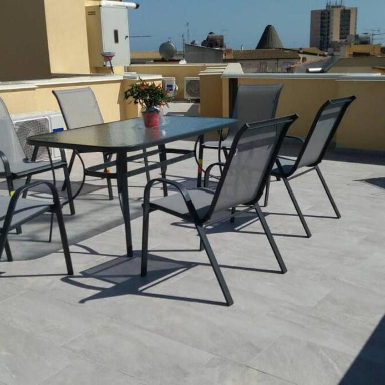 Two-story house in the city -climatized - wifi - Casa Vacanze - 2