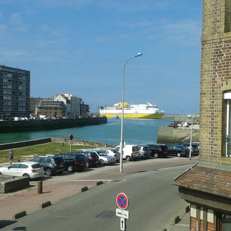 Le petit fort, vue magnifique vue sur le port et la mer - Appartement 1 Chambre - 12