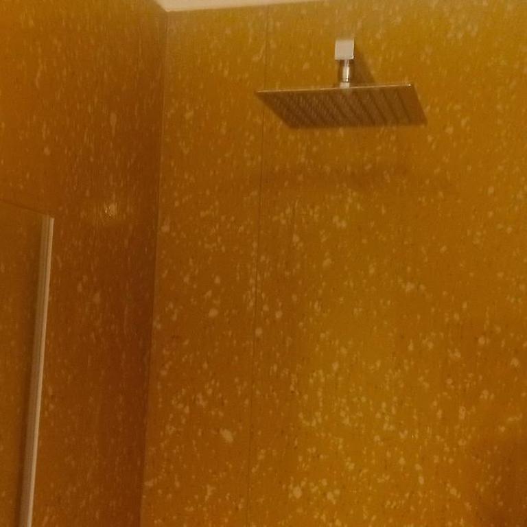 4 CameRe - Camera Tripla con Bagno Privato - 3