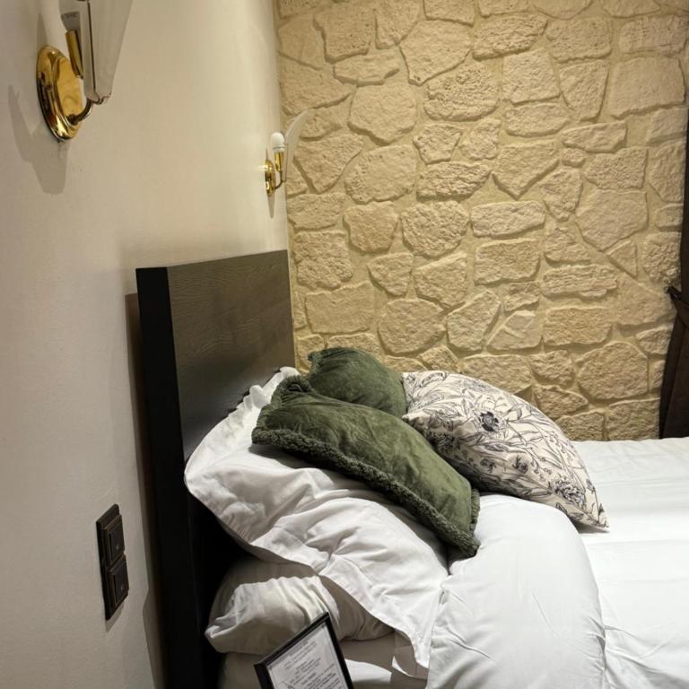 Savoy Hotel - Chambre Double - 10