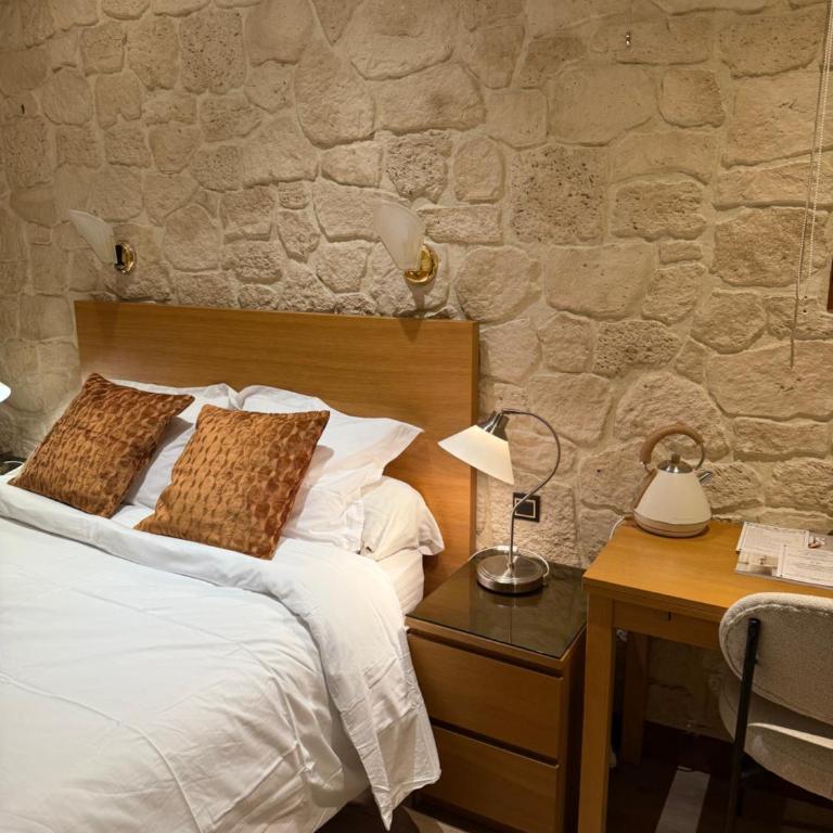 Savoy Hotel - Chambre Double - 16