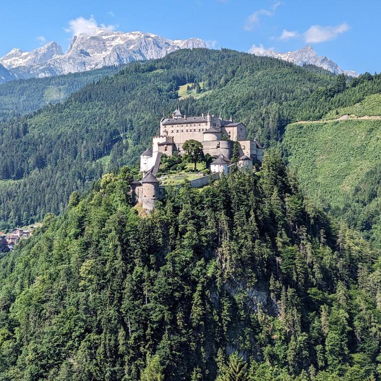 Haus Biechl mit Blick auf die Burg Hohenwerfen - Appartement 3 Chambres - 1