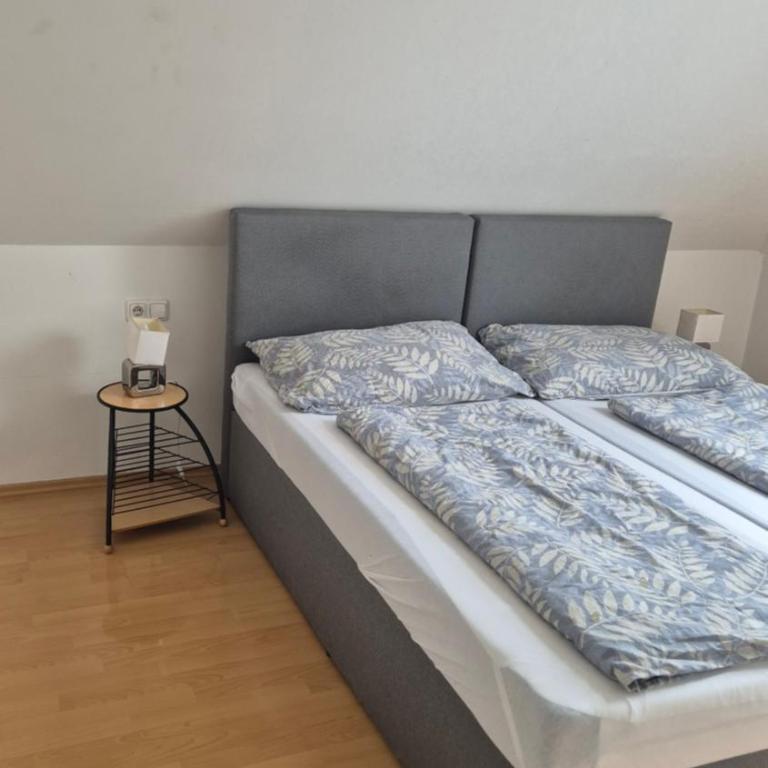 Betterhome Apartments am Stadion I Free Parking I Self Check-in - Familiensuite mit Balkon - 6