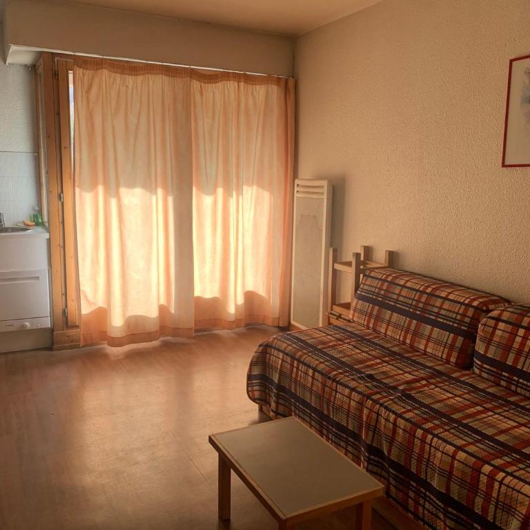 Studio PMR, 4 pers, centre-ville, parking, wifi - Studio - 10