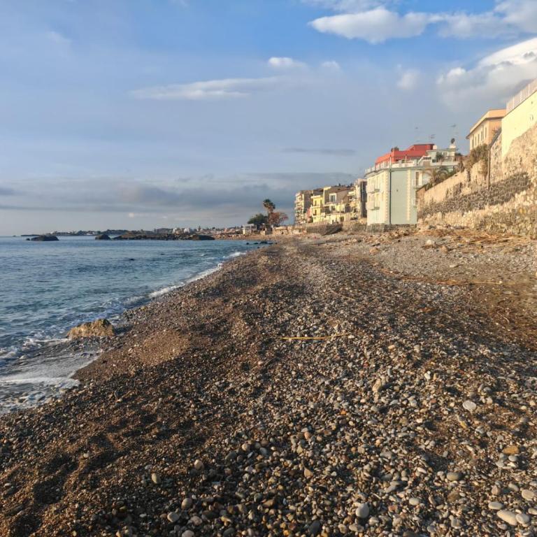 Appartamento fronte mare Taormina - relax e posizione top - One-Bedroom Apartment - 61