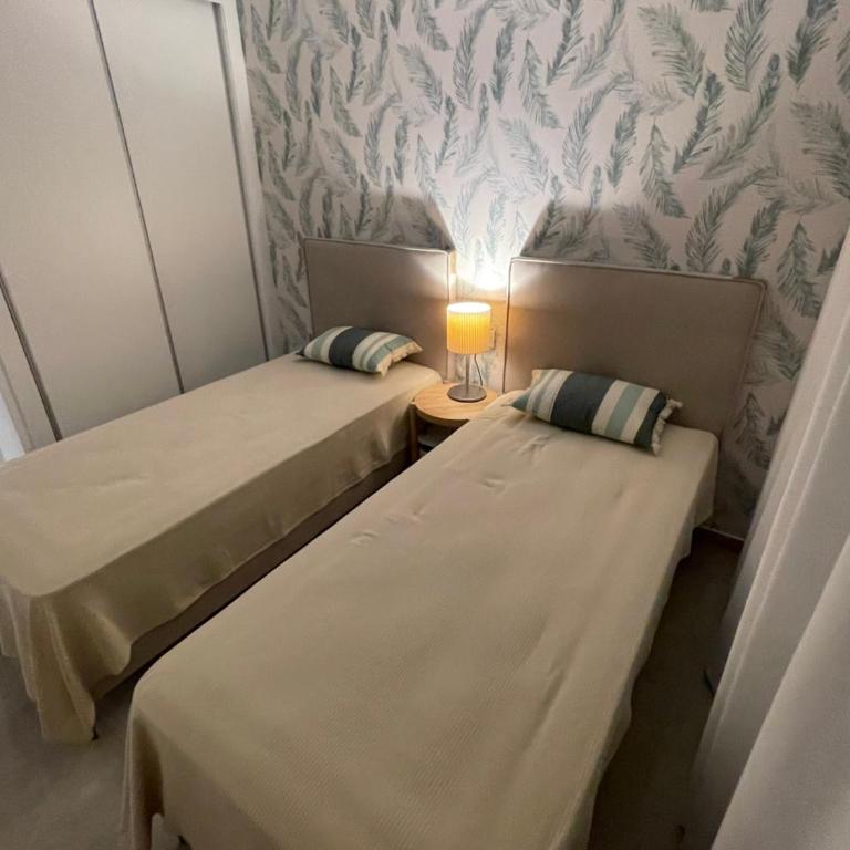 Gran Alcant Iconic Apartment Riki - Three-Bedroom Apartment - 31