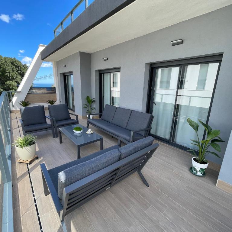Gran Alcant Iconic Apartment Riki - Three-Bedroom Apartment - 5