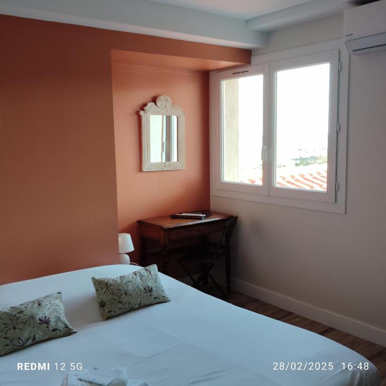Hôtel Les Calanques - Chambre Lits Jumeaux - Vue sur Mer - 1