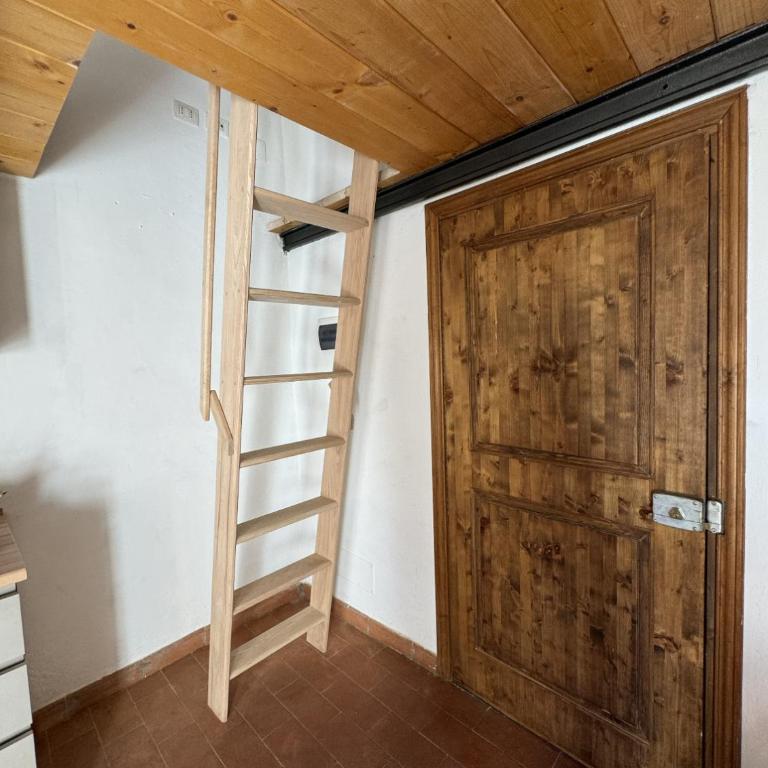 Rustico monolocale soppalcato a Firenze - Appartamento con 1 Camera da Letto - 4