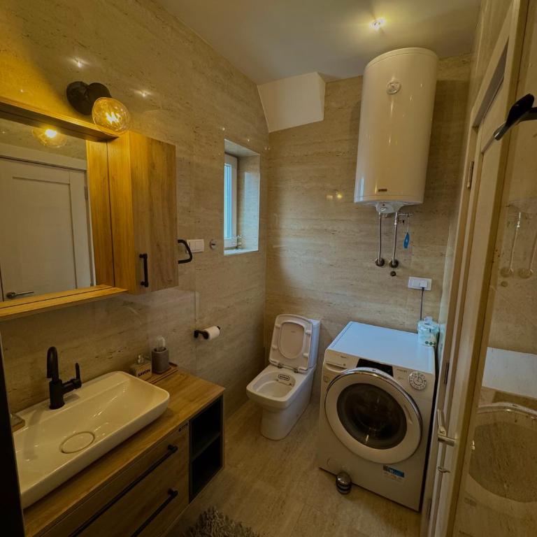 Lex apartment - One-Bedroom Apartment - 7