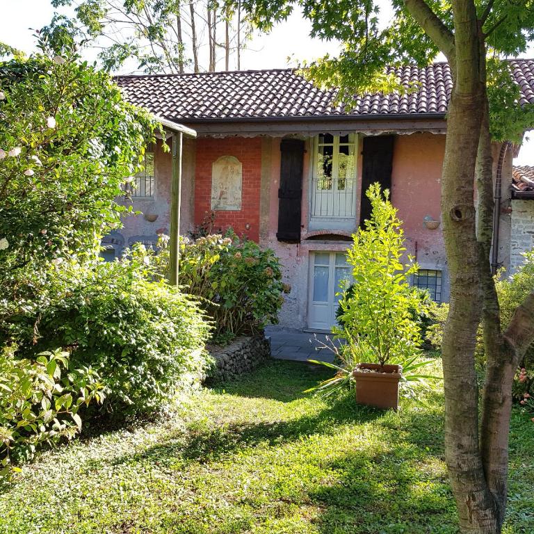 Lago Maggiore - Verbania - Appartamento Piano primo - La Casaccia - Casa con 2 Camere da Letto - 1