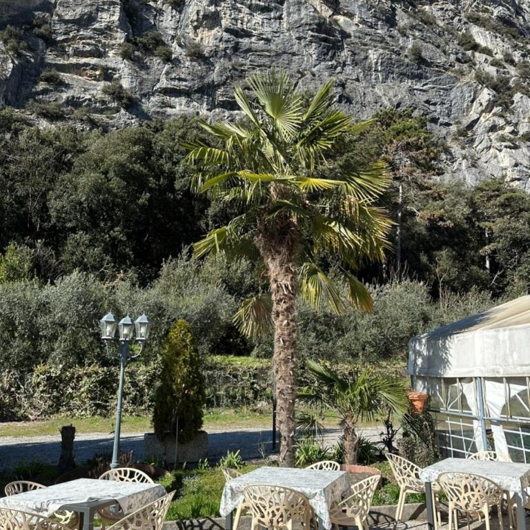 La Lanterna - One-Bedroom Apartment - 25